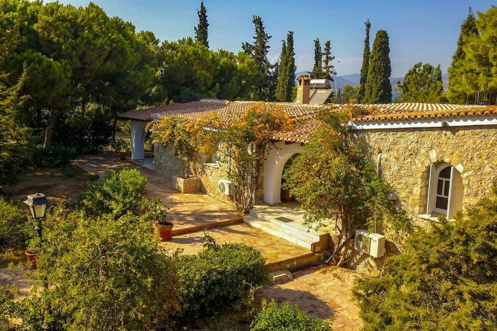 Villa Artemis In Small Kounoupi Porto Heli Exterior foto
