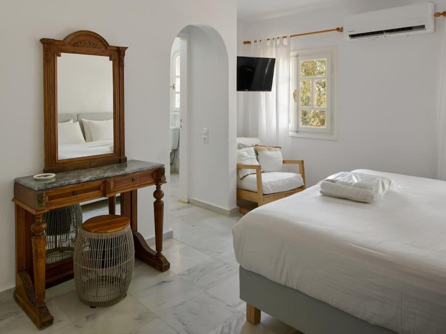 Villa Artemis In Small Kounoupi Porto Heli Exterior foto