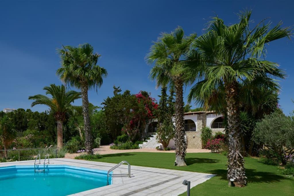 Villa Artemis In Small Kounoupi Porto Heli Exterior foto