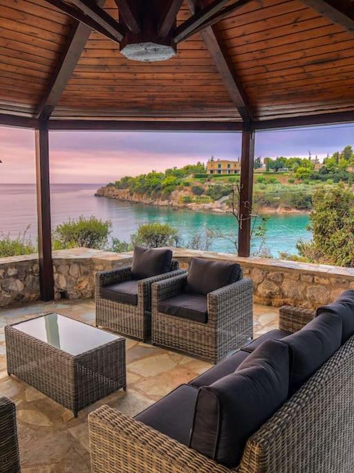 Villa Artemis In Small Kounoupi Porto Heli Exterior foto