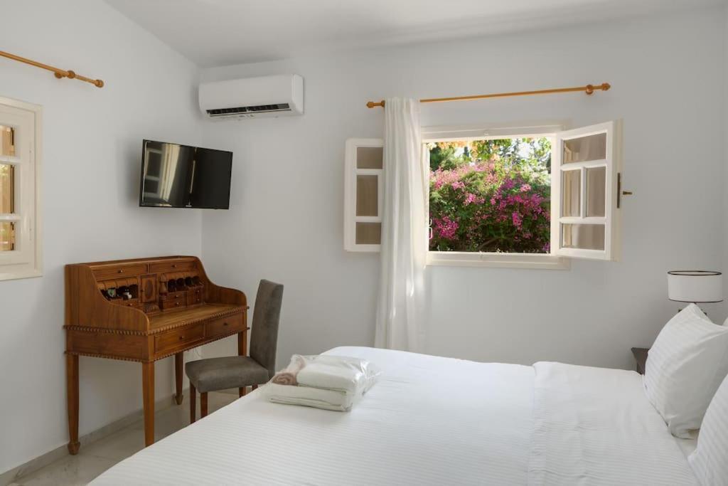 Villa Artemis In Small Kounoupi Porto Heli Exterior foto