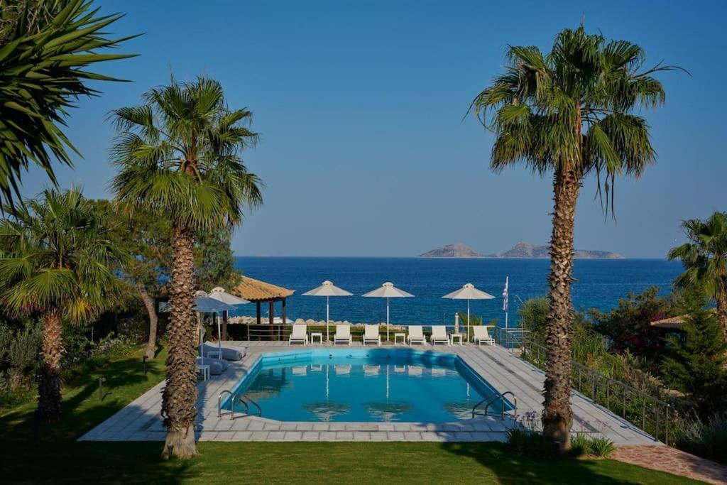 Villa Artemis In Small Kounoupi Porto Heli Exterior foto